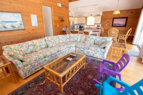 WC856, Turtle Box- Oceanside, Sun Decks, 3 BRs, SUN-SUN